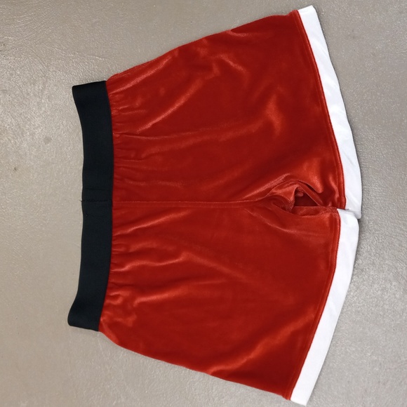 American Eagle Outfitters Santa Shorts - Picture 7 of 8